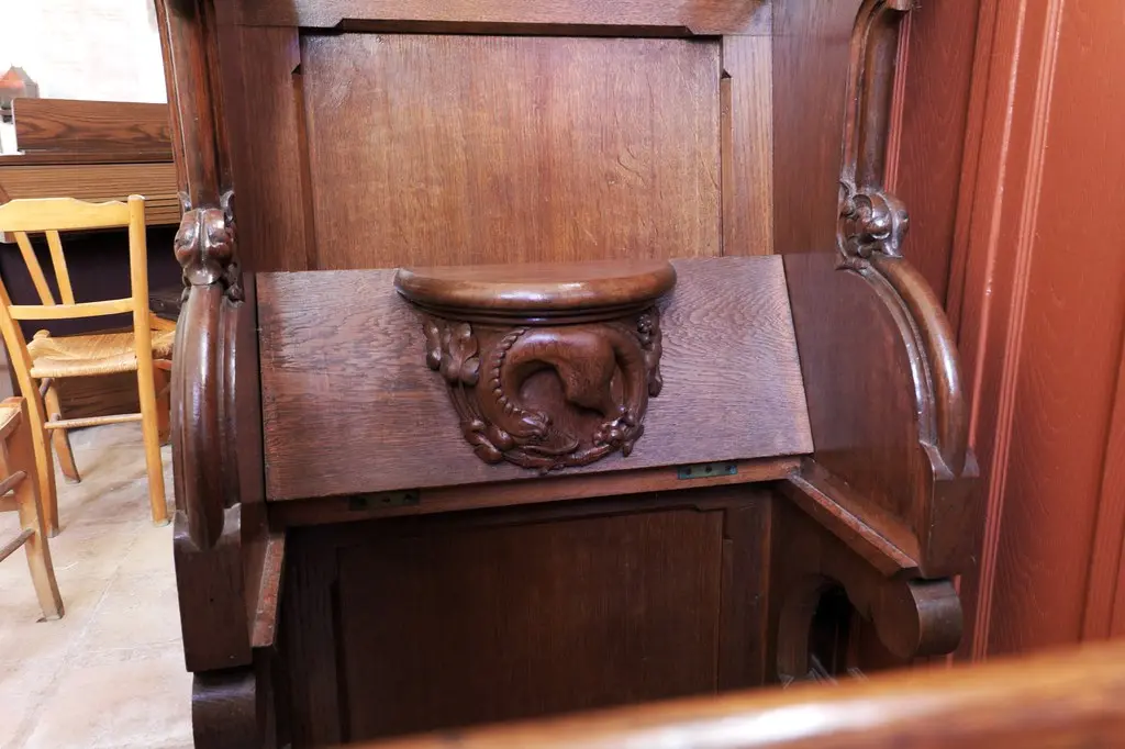 Choir stalls Routot