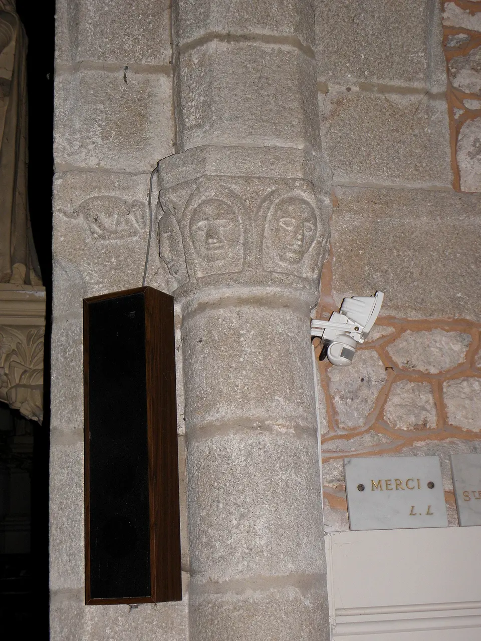 Saint-Denis-sur-Sarthon (61) Église Saint-Denis 06
