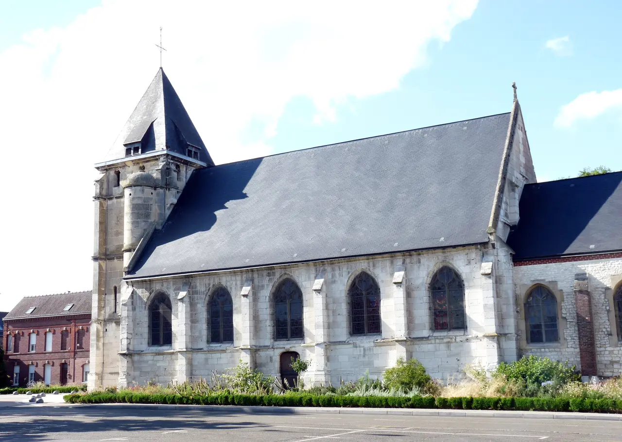 Église Saint-Étienne de Saint-Étienne-du-Rouvray - Vue du Sud-Est