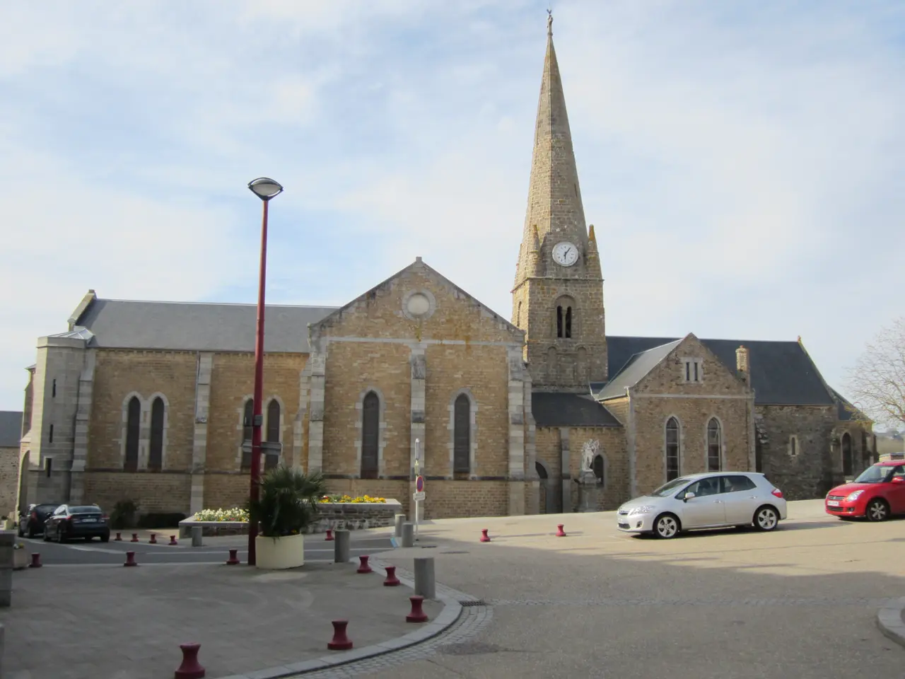 Église Saint-Pair de Saint-Pair-sur-Mer