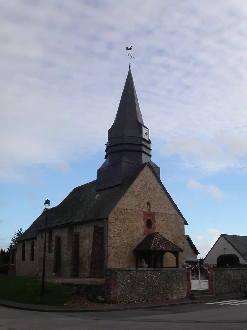 Eglise Sainte Marie des Champs 27567