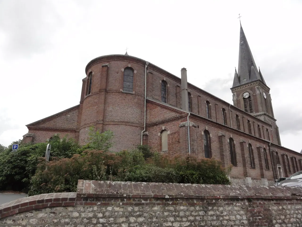 Yerville (Seine-Mar.) église extérieur