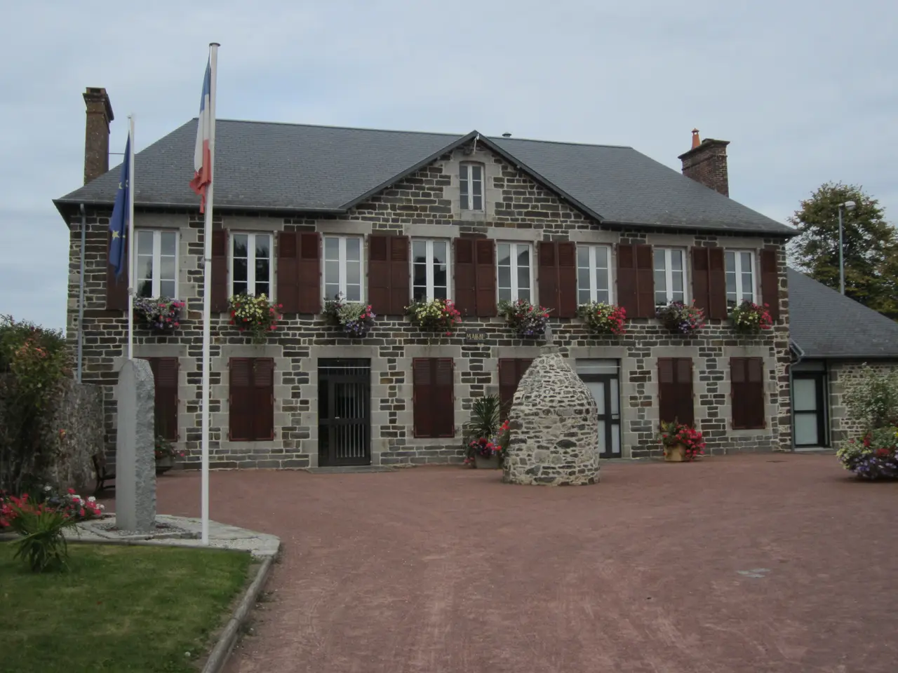 Yquelon - Mairie