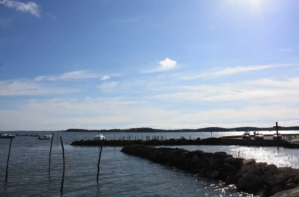 Le Bassin d'Arcachon depuis le port d'Arès / Arcachon Bay seen from Arès' harbour