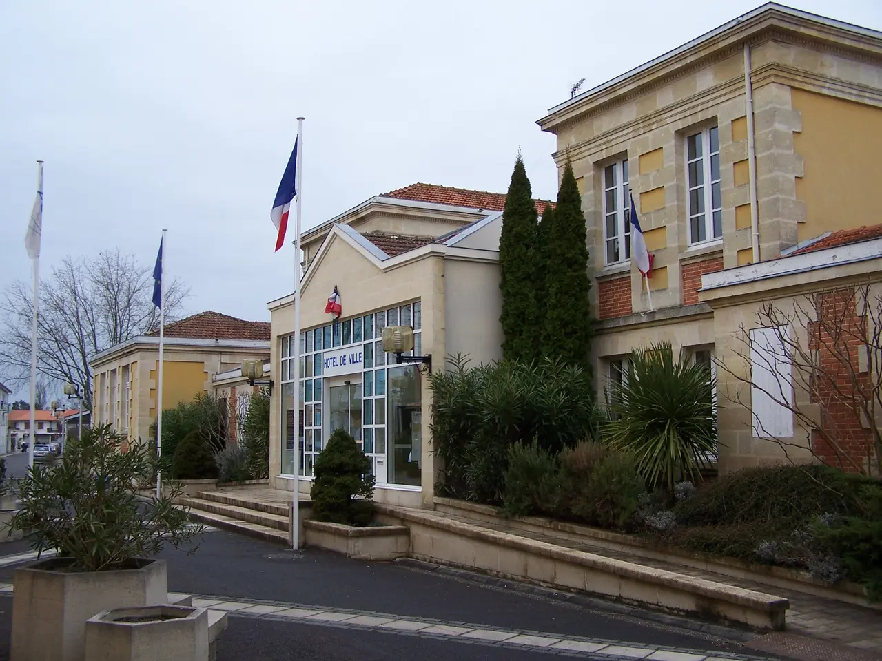 Arès 33 Mairie