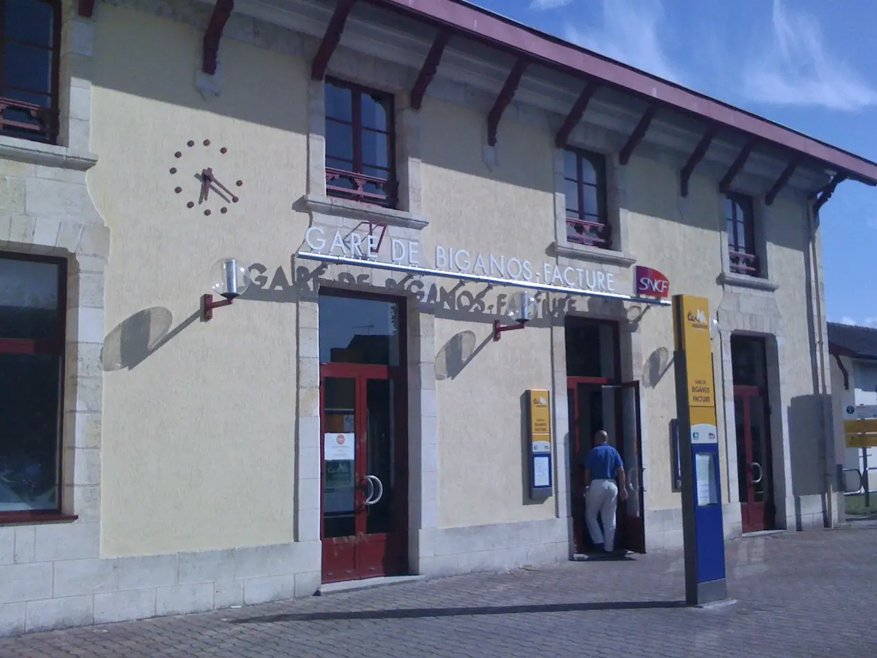 Gare facture biganos