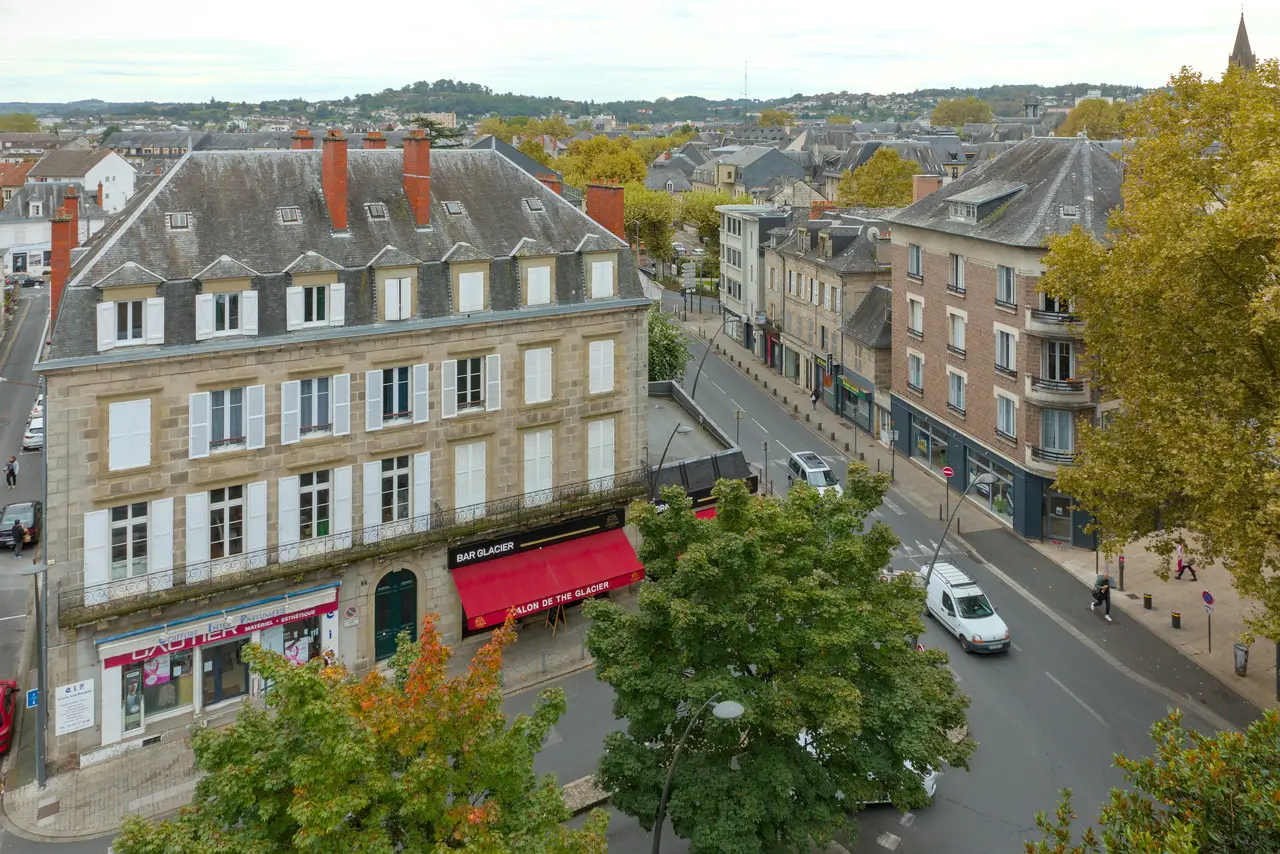 Brive-la-Gaillarde - Vue du château d'eau - 2