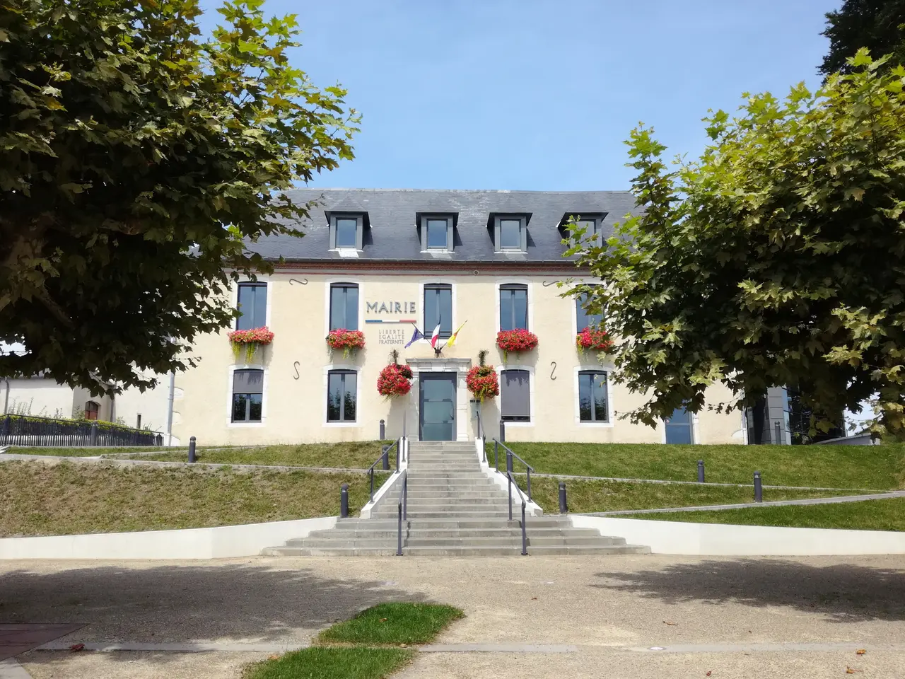 Mairie de Serres-Castet