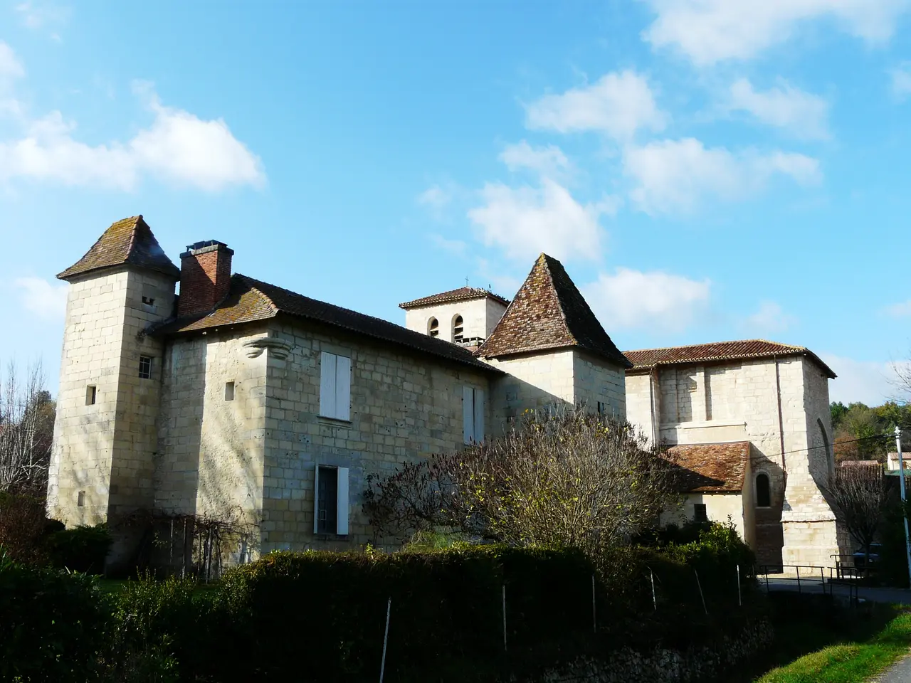 Château-l'Évêque Preyssac gentilhommière + église