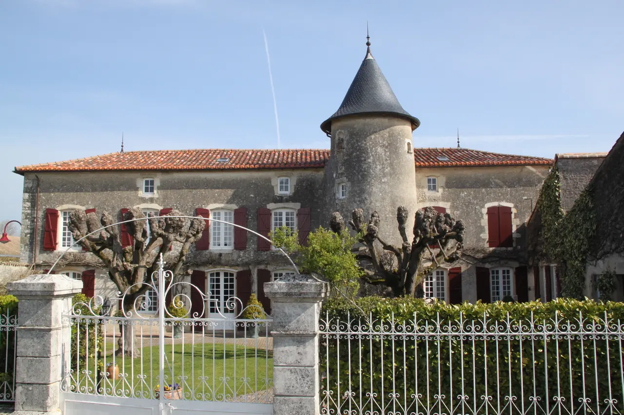 Logis de la Pirounelle de Chef-Boutonne en Deux-Sèvres
