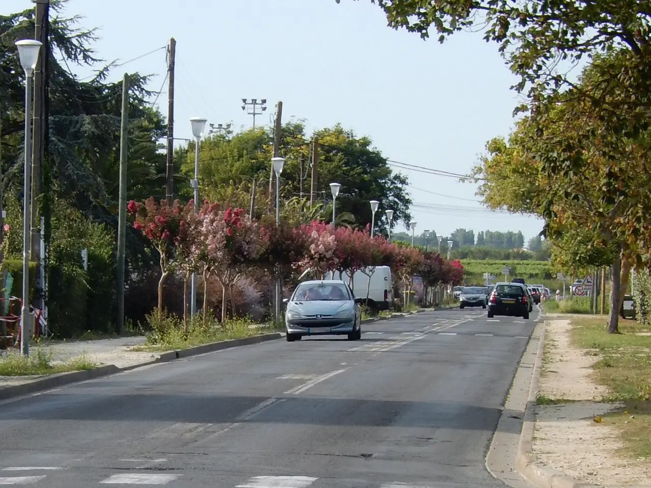 File:D 734 au nord de Chéray.jpg