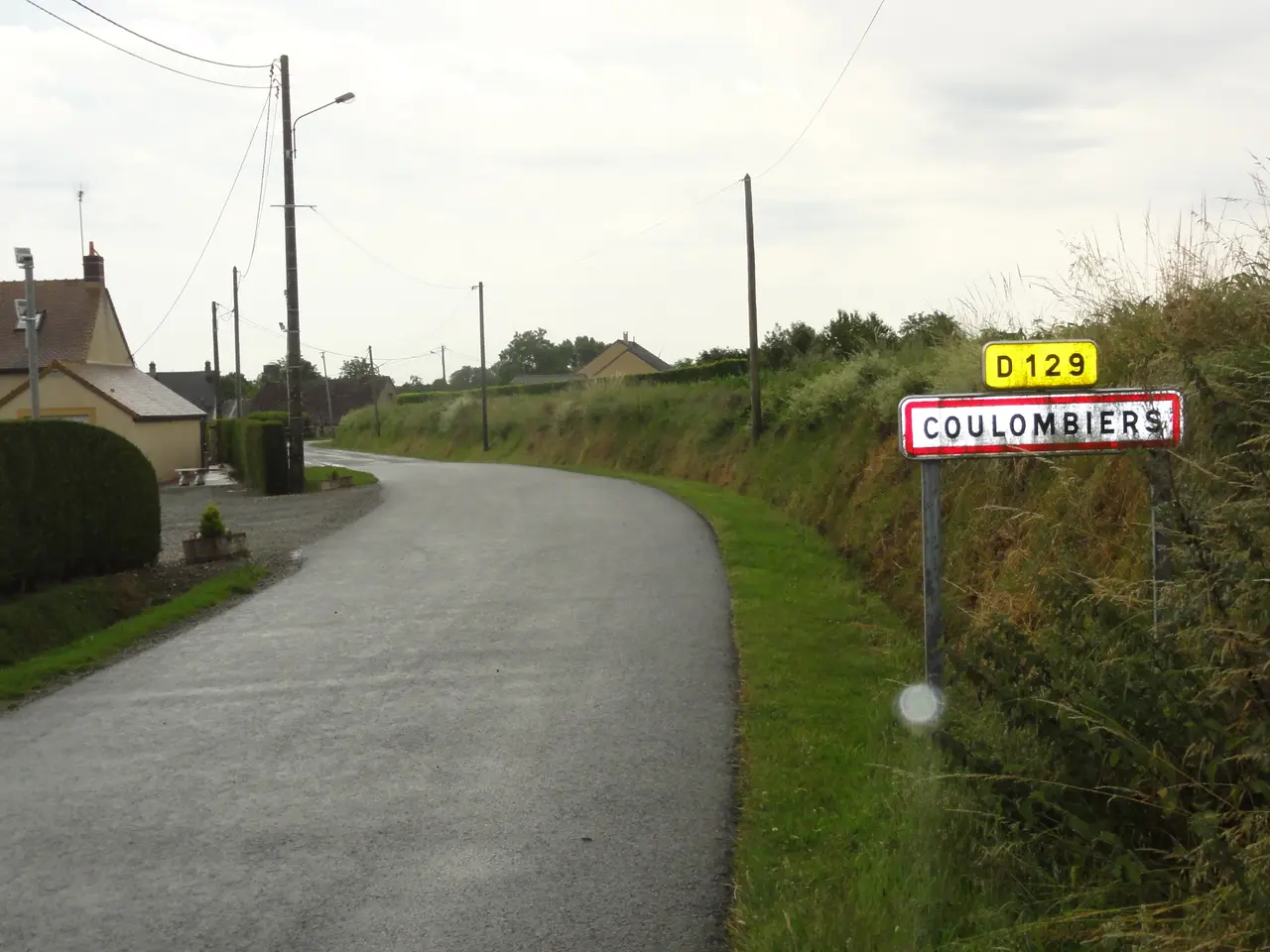 Coulombiers (Sarthe) entrée
