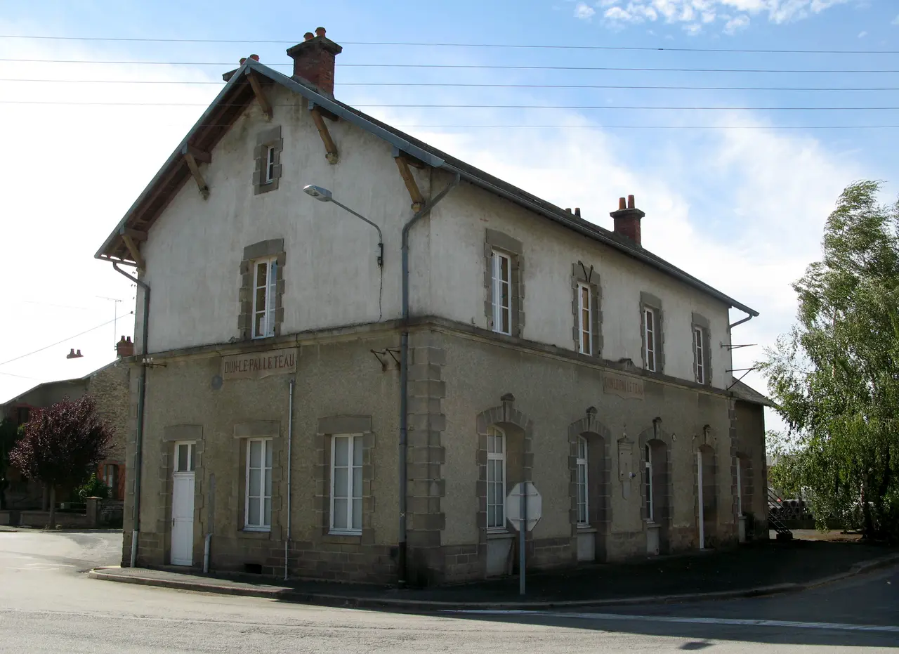 Dun-le-Palestel (ancienne gare) 1