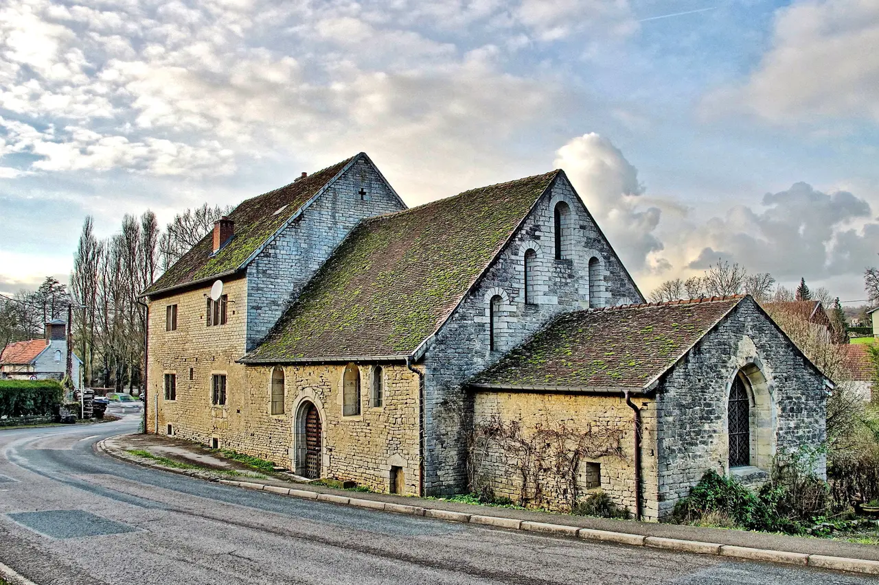 Corcelles-Ferrières, l'ancienne abbaye