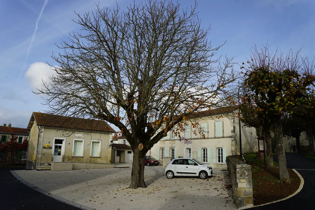 PlaCe mairie fléac 1003598