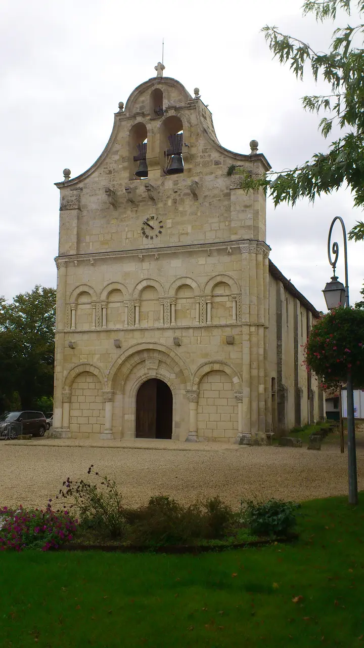 File:Église Saint-Seurin de Galgon 2012-10-03 12-13-20.jpg