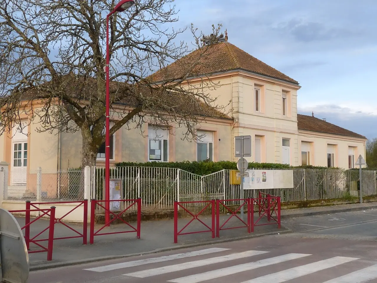 Gauriaguet school