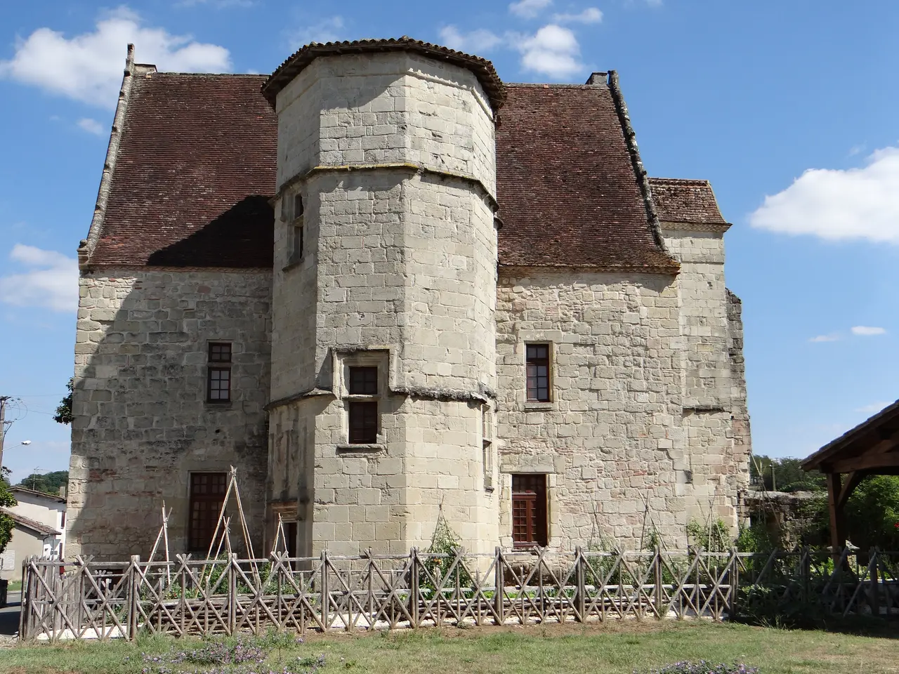 Château de Gontaud-de-Nogaret -4