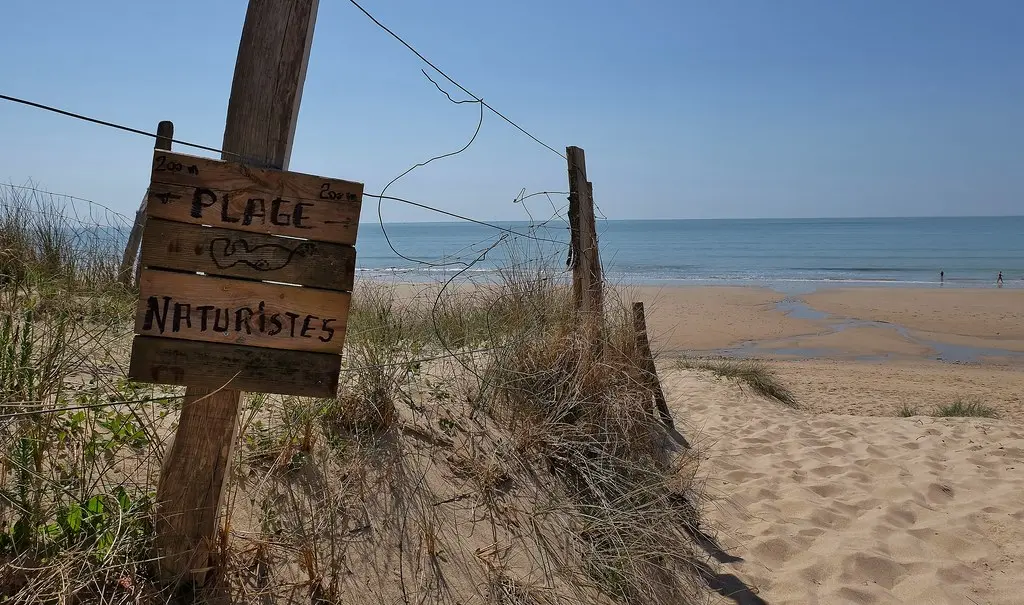 La Couarde sur mer, plage naturiste des petites folies