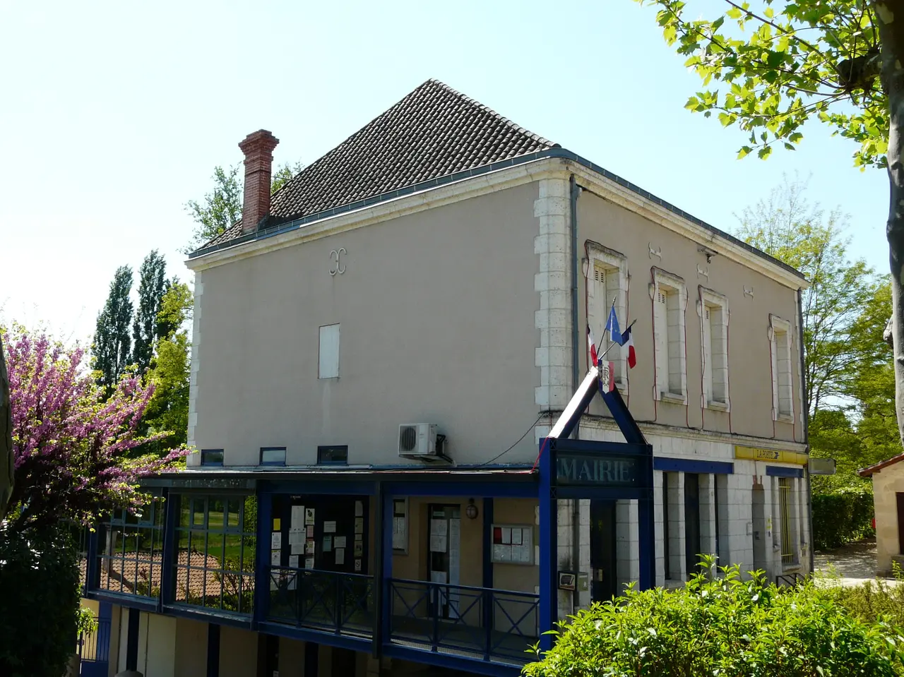 Le Pizou mairie