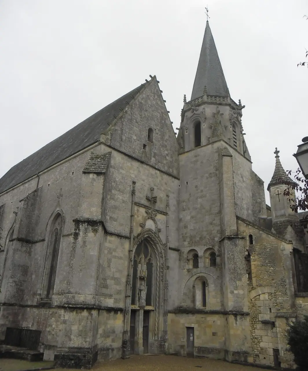 Église paroissiale de Ligugé