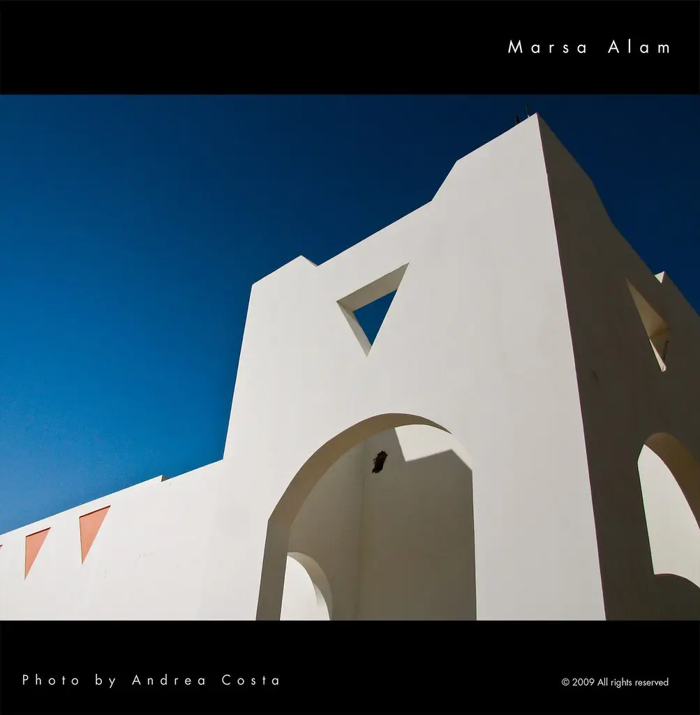 Marsa halam building