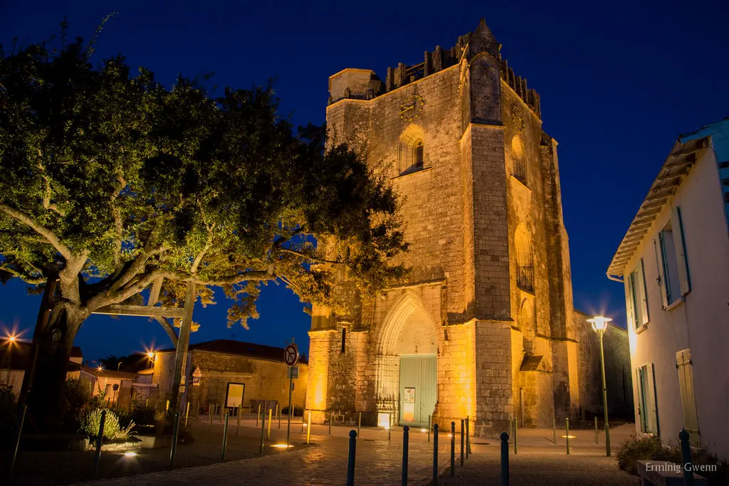 Église Saint-Pierre de Marsilly.