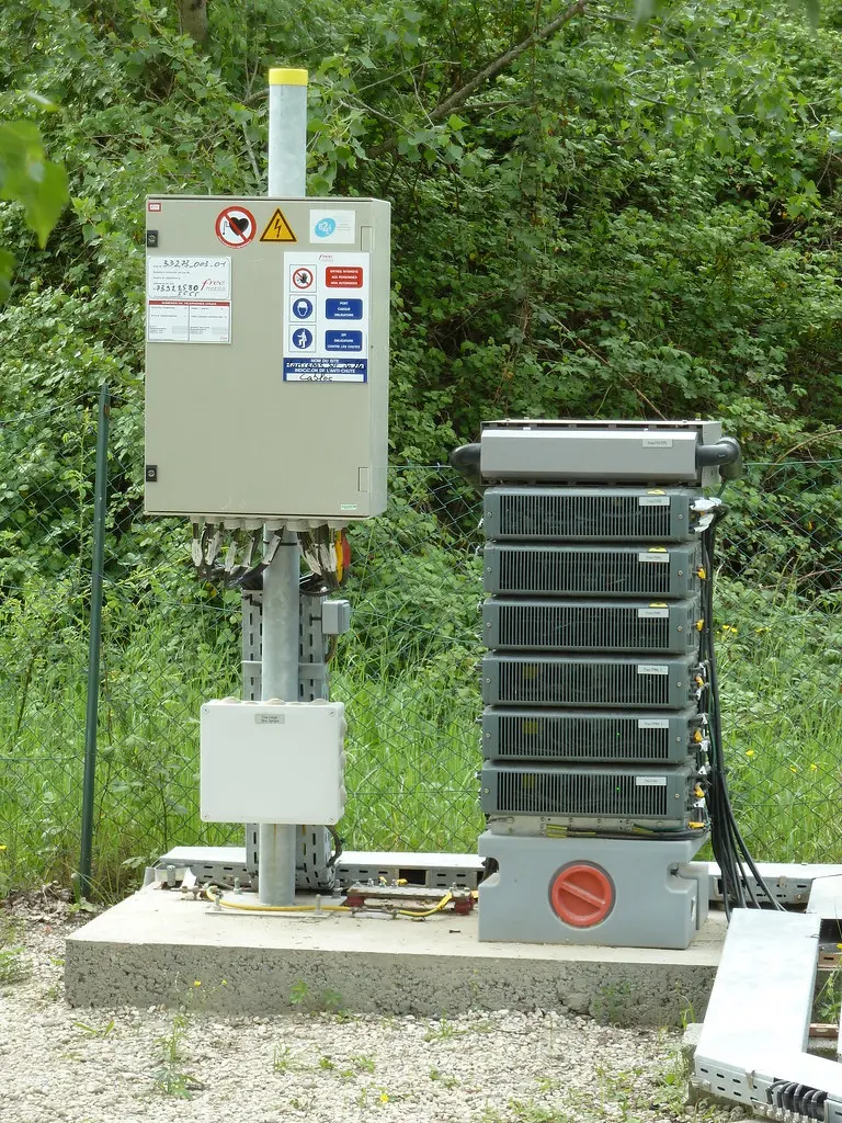 Zone technique site Freemobile à Martignas-sur-Jalle
