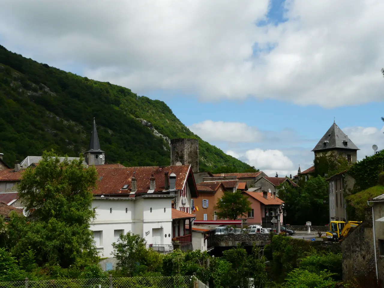 Mauléon-Barousse village (1)