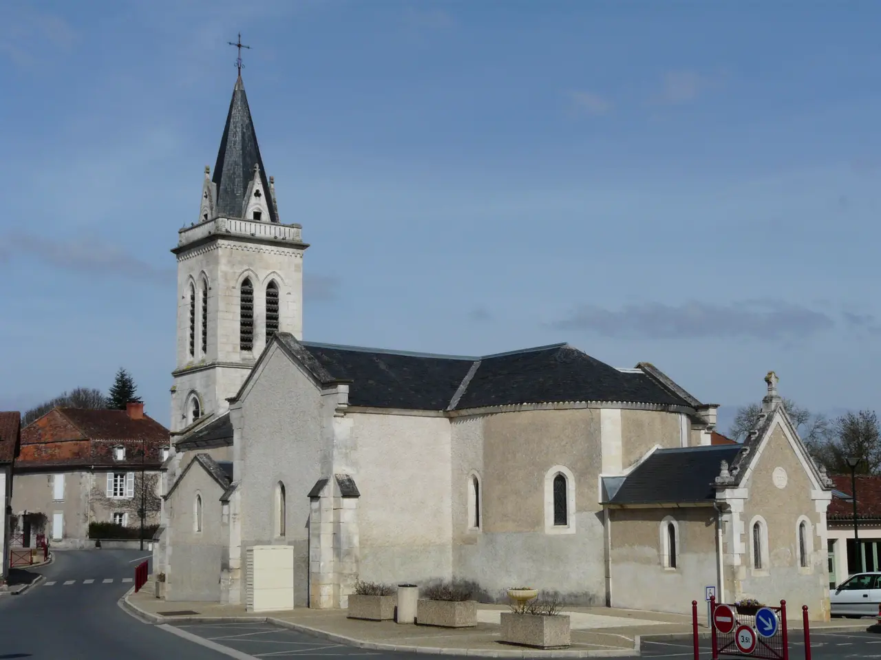 Montanceix église