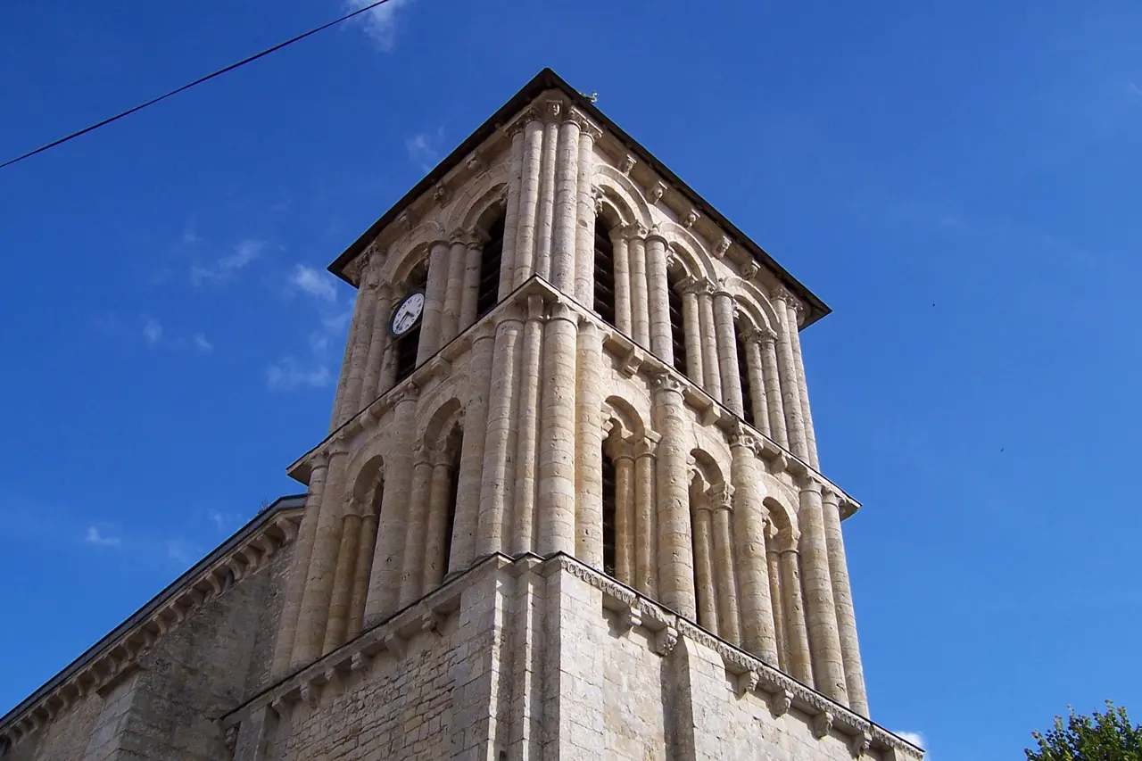 France - Deux-Sèvres - Pamproux - Clocher de l'église
