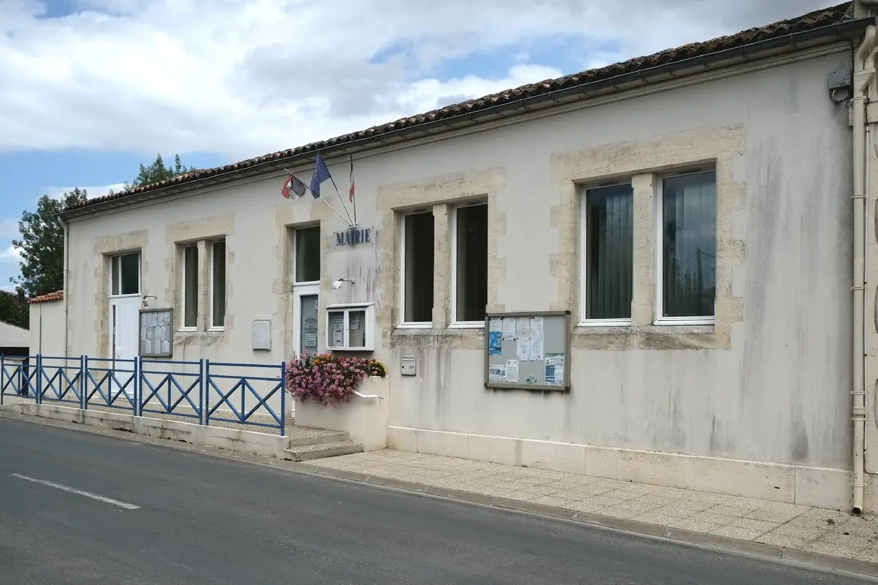 661 - Mairie - Les touches de Périgny