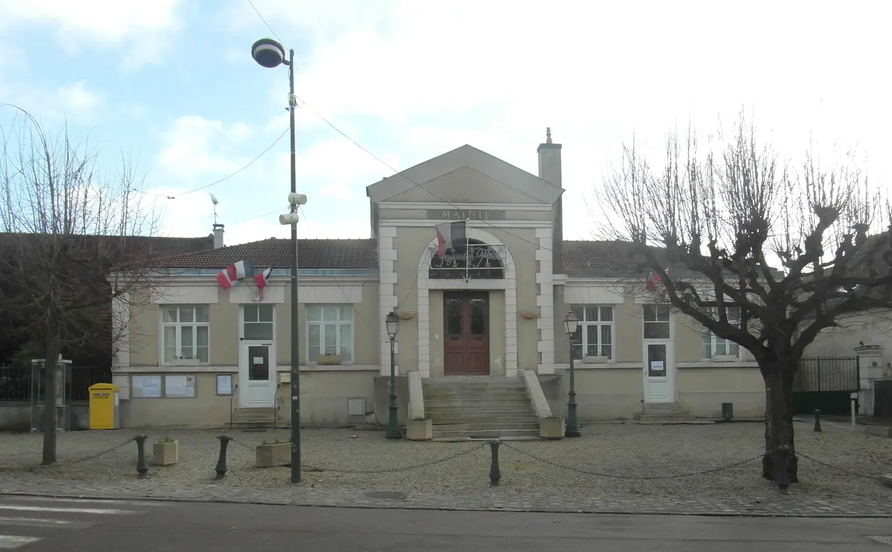 Fr - Mairie de Périgny (Val-de-Marne)