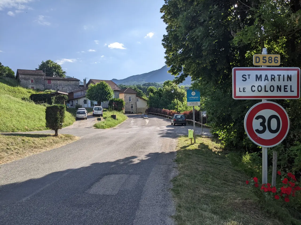 Saint-Martin-le-Colonel - Entrée depuis Saint-Jean-en-Royans (mai 2022)