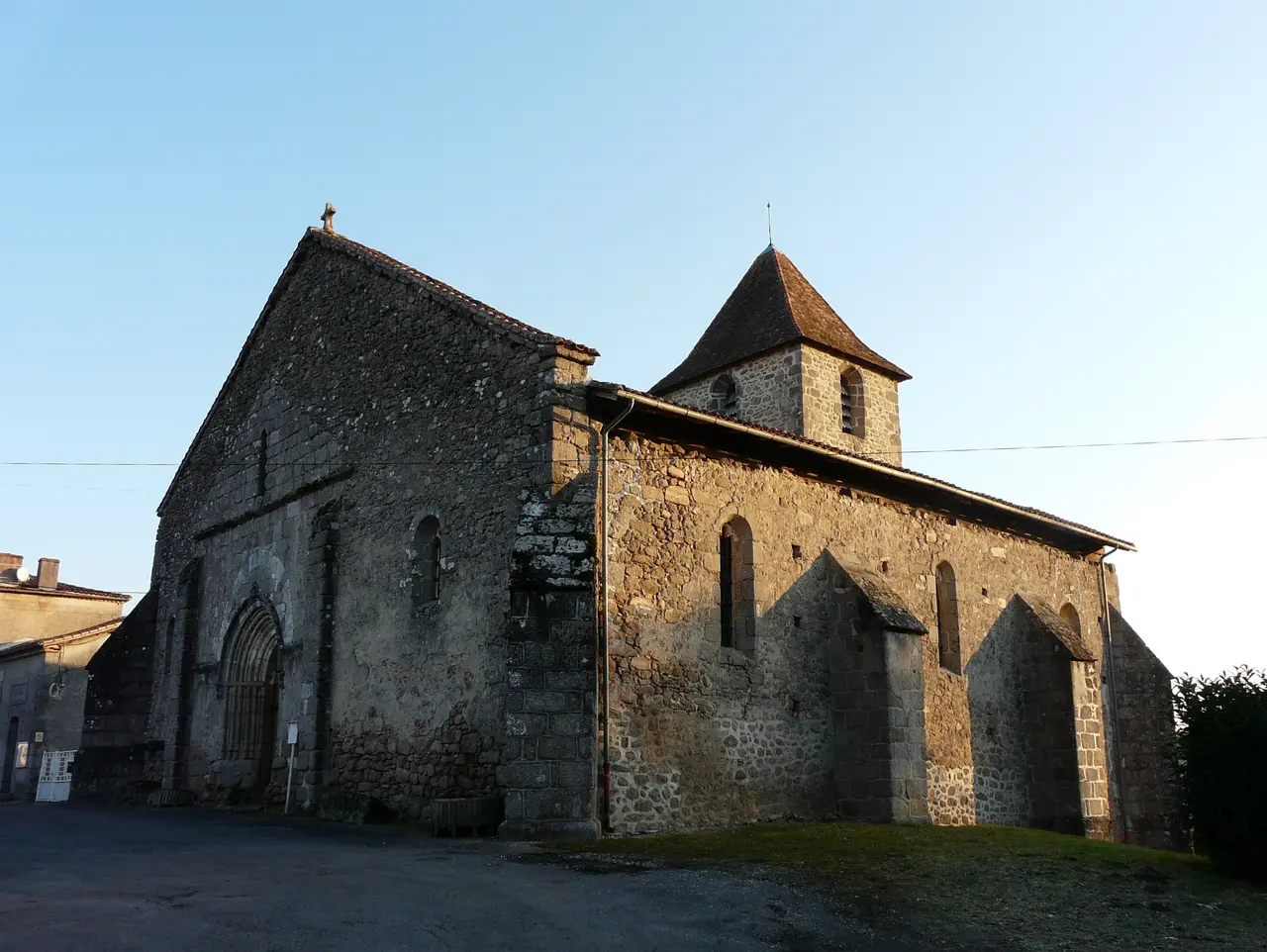 Saint-Estèphe (Dordogne) église (1)