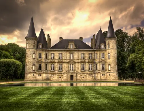 Chateau du vin - Saint-Estèphe
