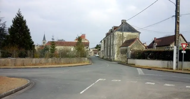 Saint-Genest-d'Ambière-le bourg
