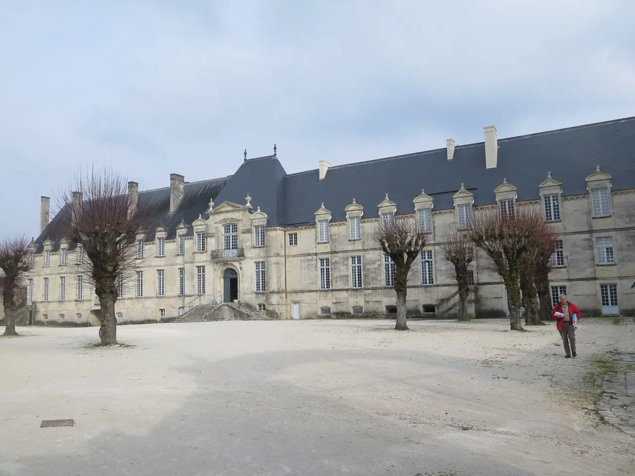 Abbaye Saint-Jean-Baptiste de Saint-Jean-d'Angély