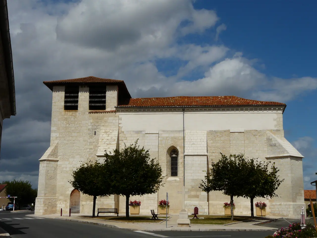 Saint-Léon-sur-l'Isle église (1)