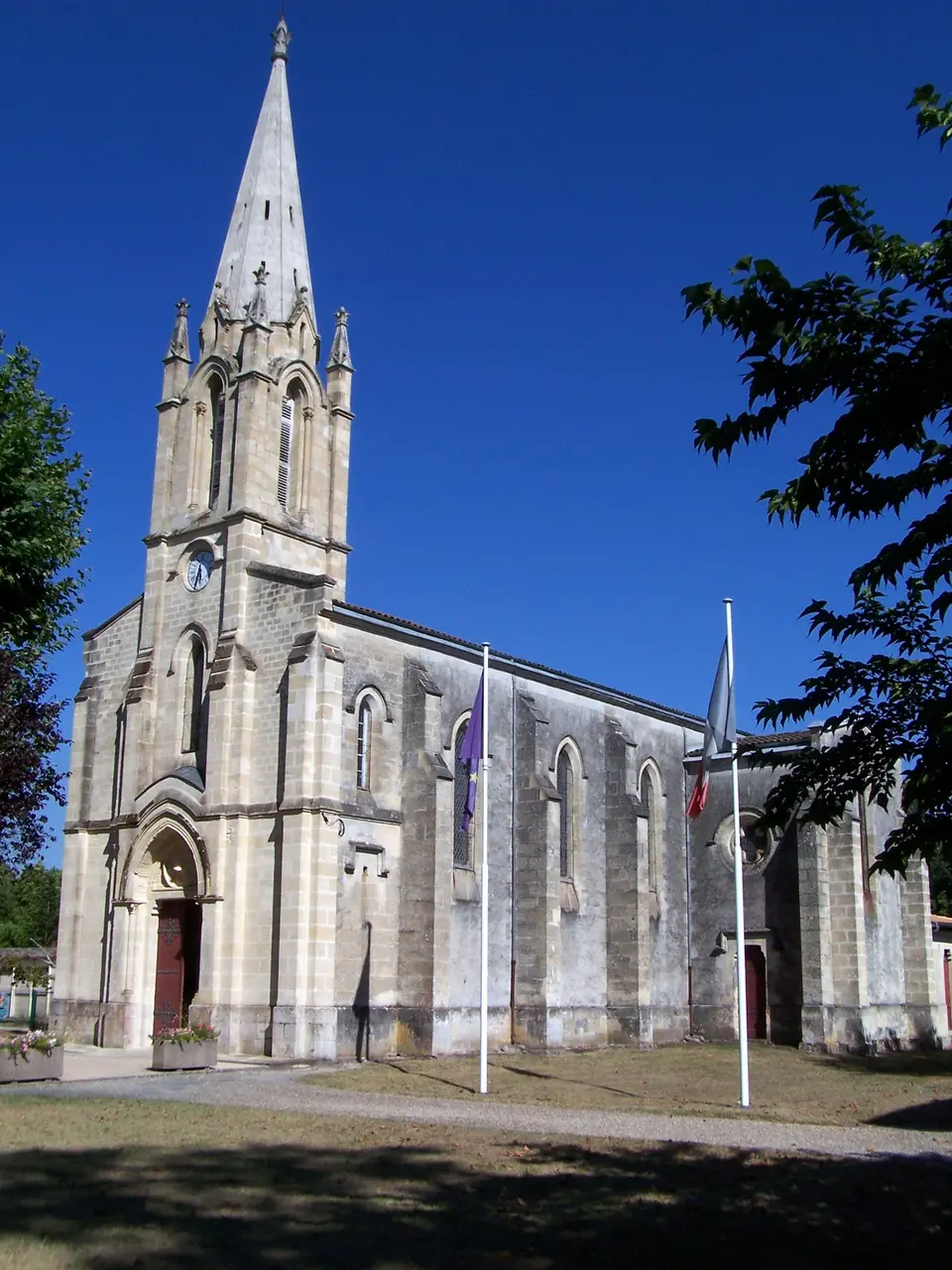 Saint-Magne Église 01