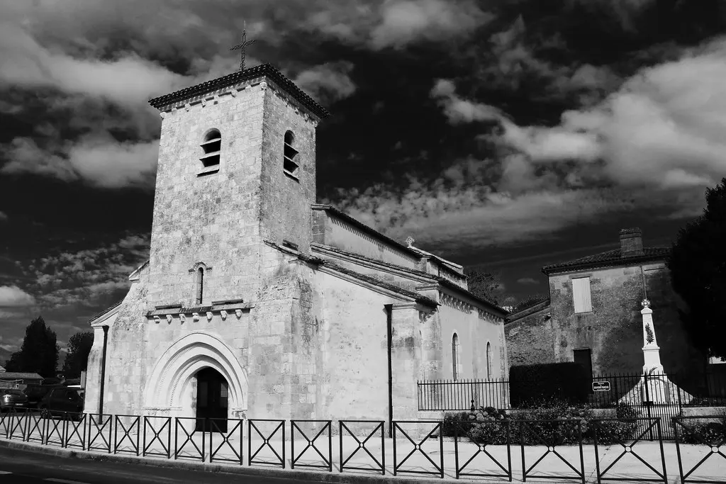 Eglise de Saint-Martin-Lacaussade, Saintonge