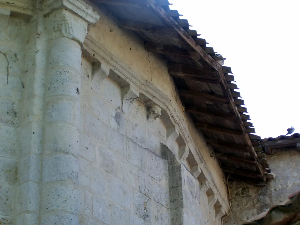 Saint-Morillon Église Saint-Maurille Modillons 05