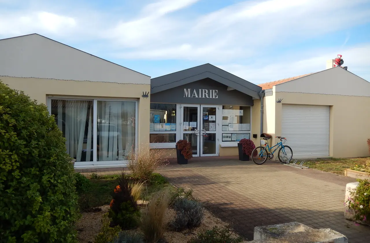 FR 17 Saint Ouen d'Aunis - Mairie