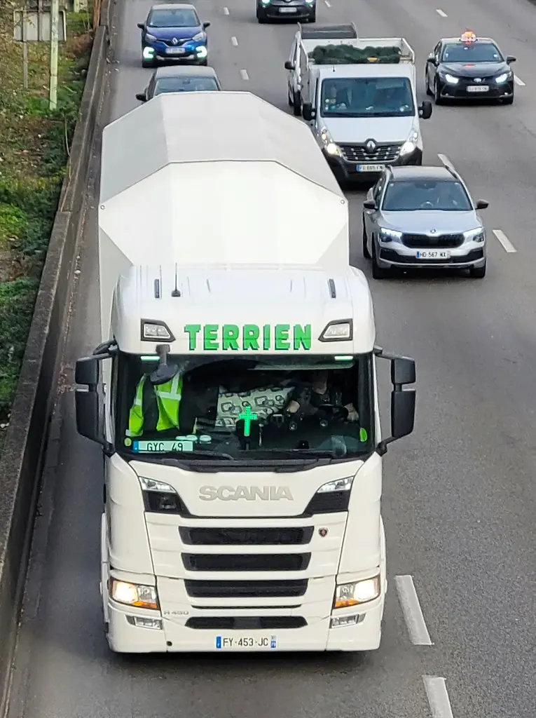 Scania R 450 Transports Terrien Saint-Pierre-des-Échaubrognes FR 79