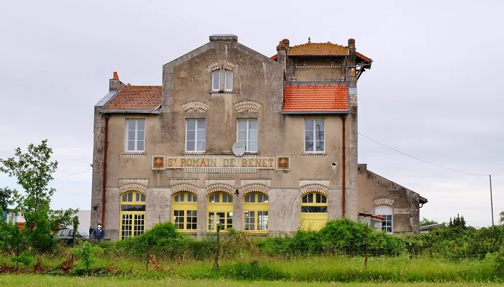 Gare SNCF de Saint Romain de Benet