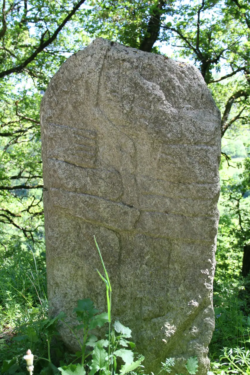Saint-Sever-du-Moustier statue-menhir de Nicoules