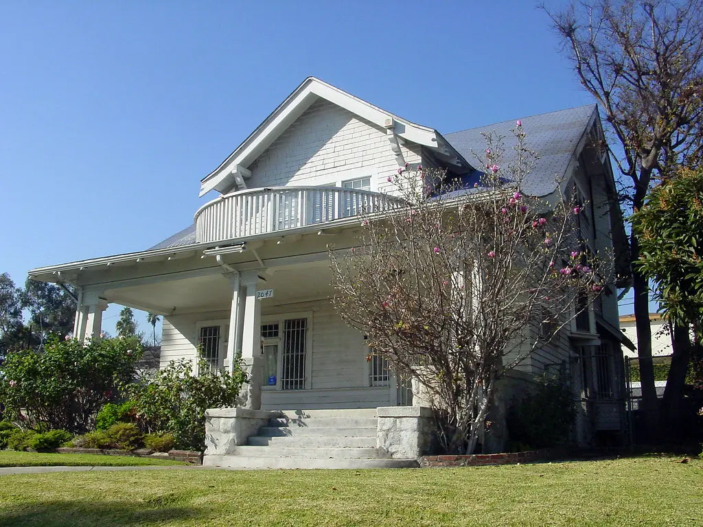 02d - Hutton-Pirtle Residence - 2047 La Salle Ave