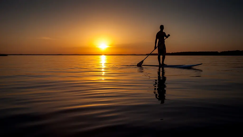 SUP at twilight on Sanguinet's lake - Landes - France