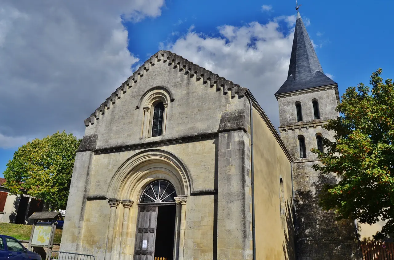 100 Tonnay-Boutonne (17380)