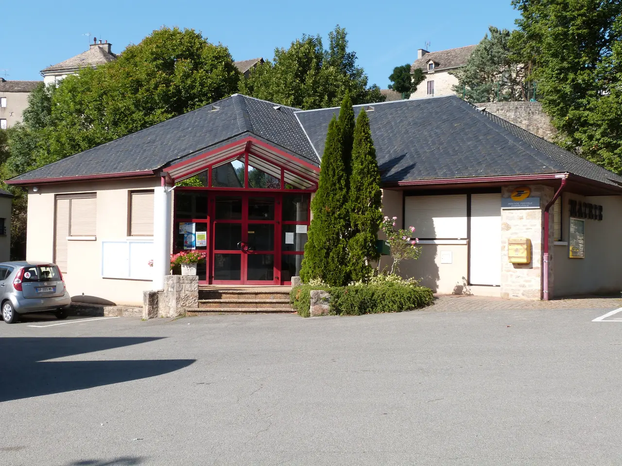 La mairie (Agen-d'Aveyron)